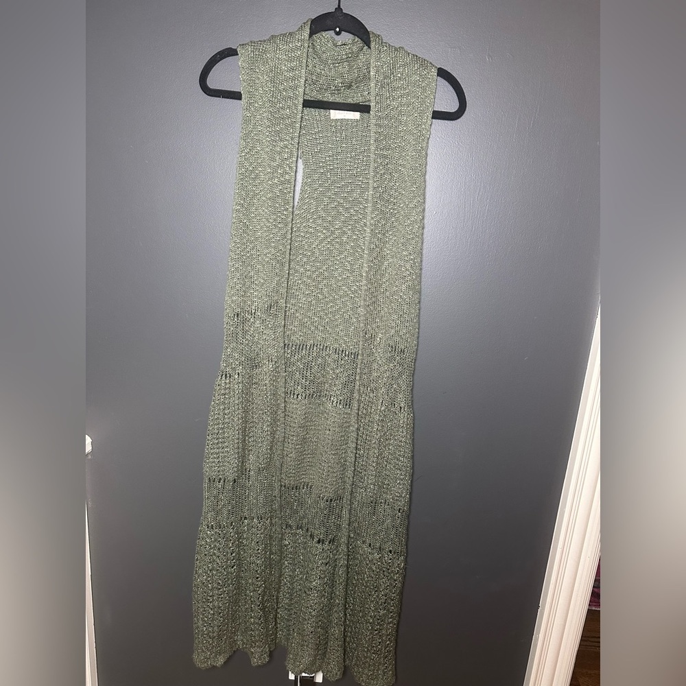 Altar'd State | Olive Green Knit Long‎ Sleeveless Cardigan | Medium
